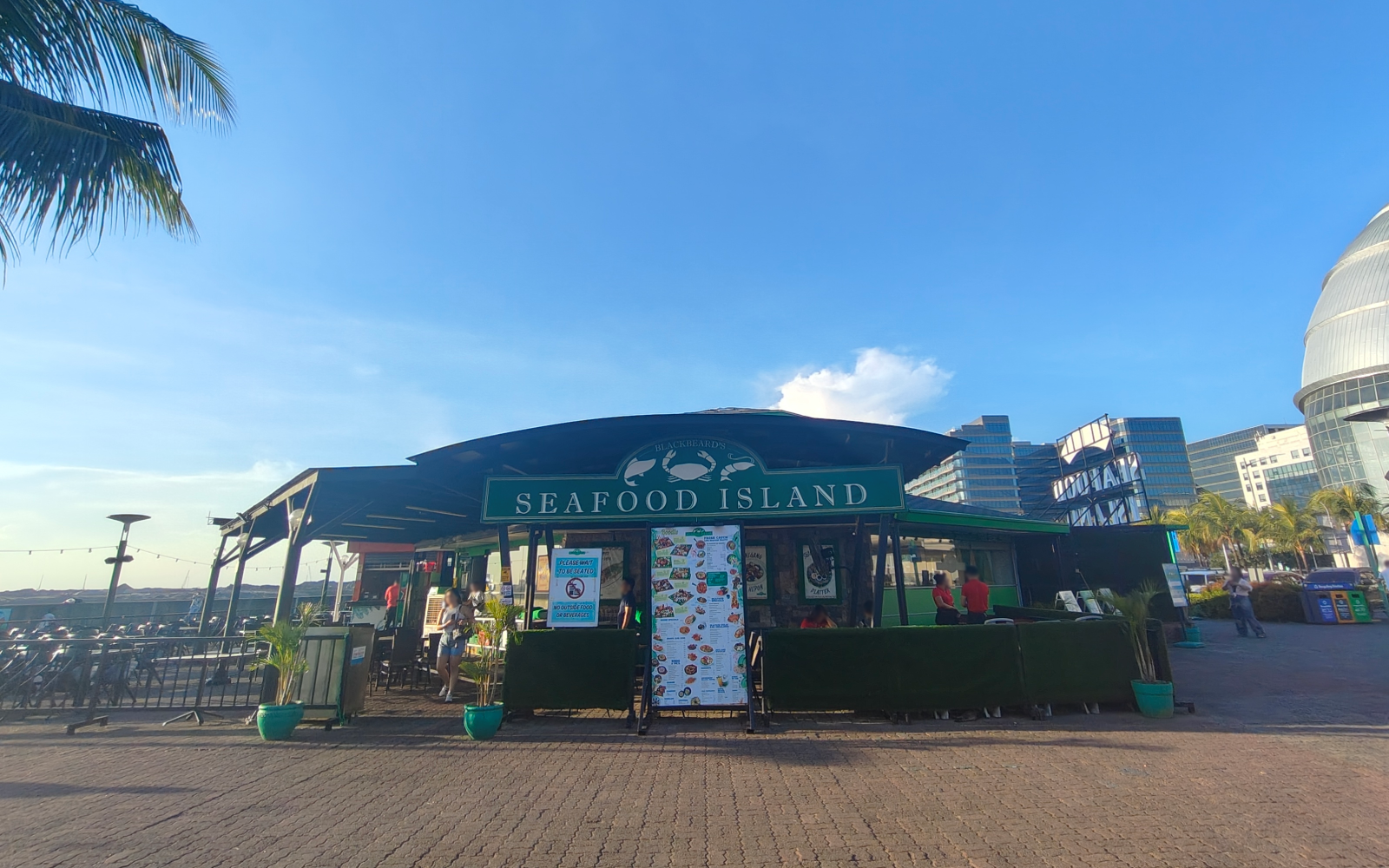 BLACKBEARD'S SEAFOOD ISLAND in SM Mall of Asia